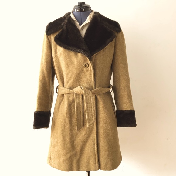 Vintage Jackets & Blazers - Vintage 70's Belted Wool Coat with Faux Fur Cuffs Details Pockets Size L Oatmeal
